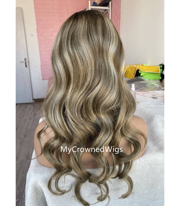 Ombre Ash Blonde White Highlights Hair Wigs Body Wave Wig